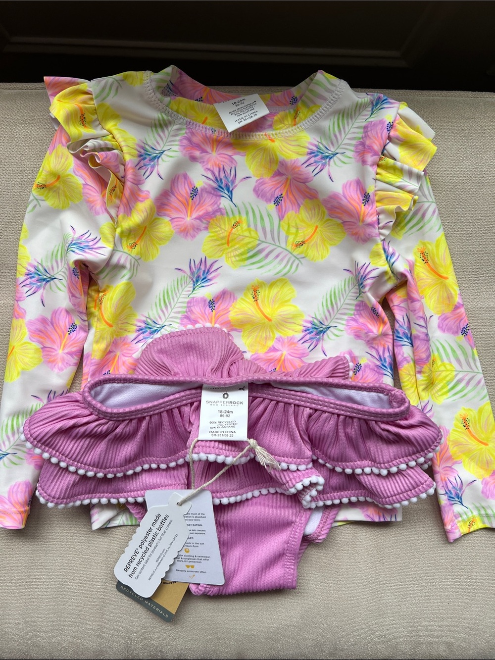 NWT! Snapper Rock Aloha Ruffle Swim Set - Picture 3 of 3